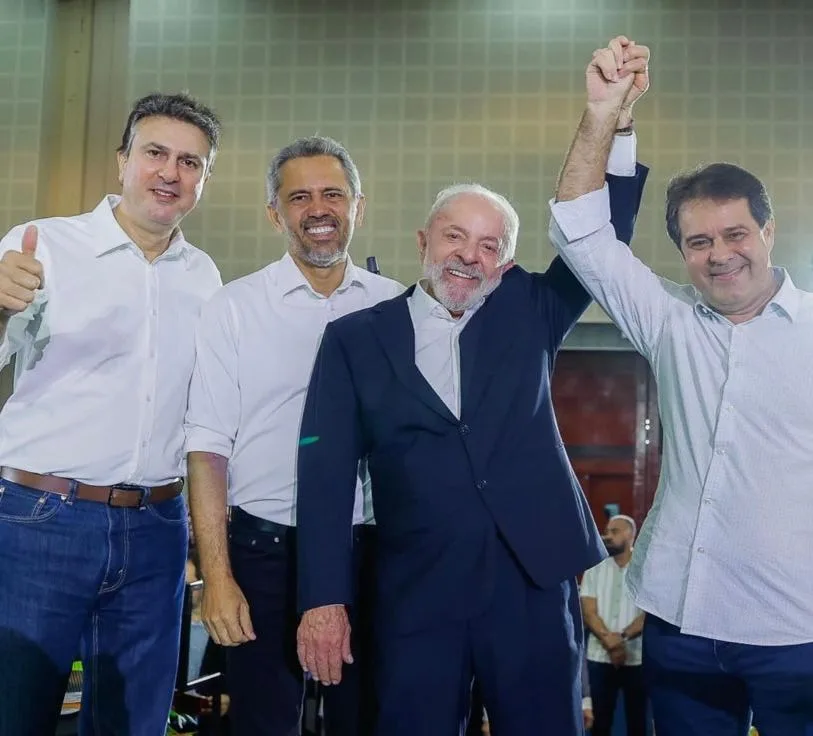 Lula cumpre agenda no Ceará e anuncia investimentos em solenidade no Centro de Eventos
