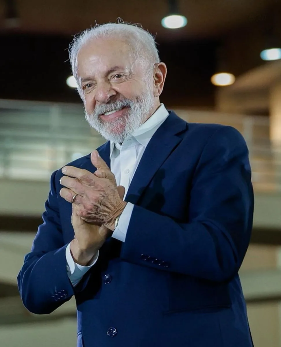 “Homem que bate na mulher não precisa votar em mim”, diz Lula no Ceará
