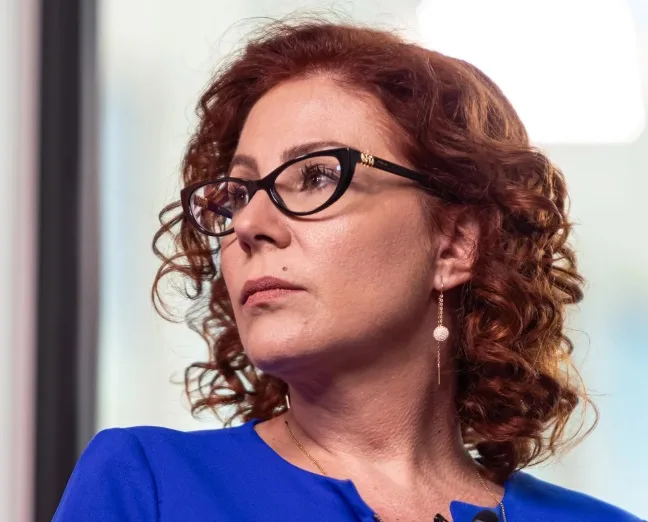 Saiba quem são os deputados cearenses que votaram a favor e contra a condenada Carla Zambelli