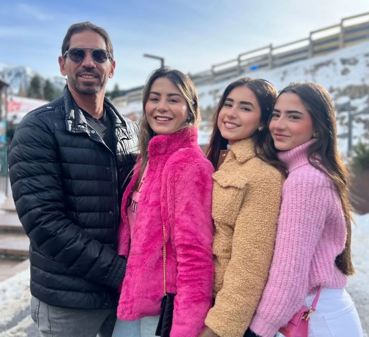 Mariana Pimenta e Reimilson Cruz em temporada de frio e neve em Andorra