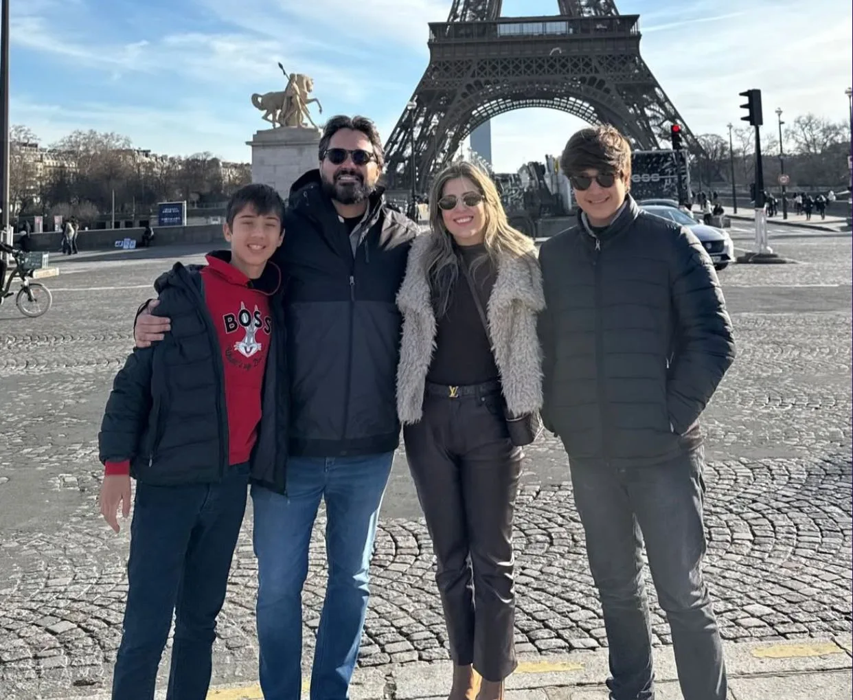 Roberta e Luciano Maia em trip por Paris