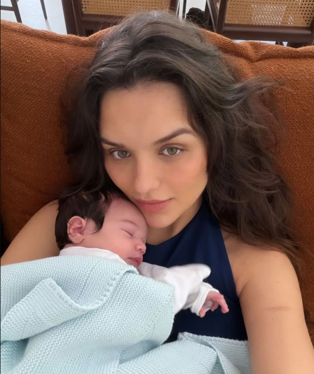 Rafa Kalimann compartilha novos registros da filha, Zuza, nas redes sociais