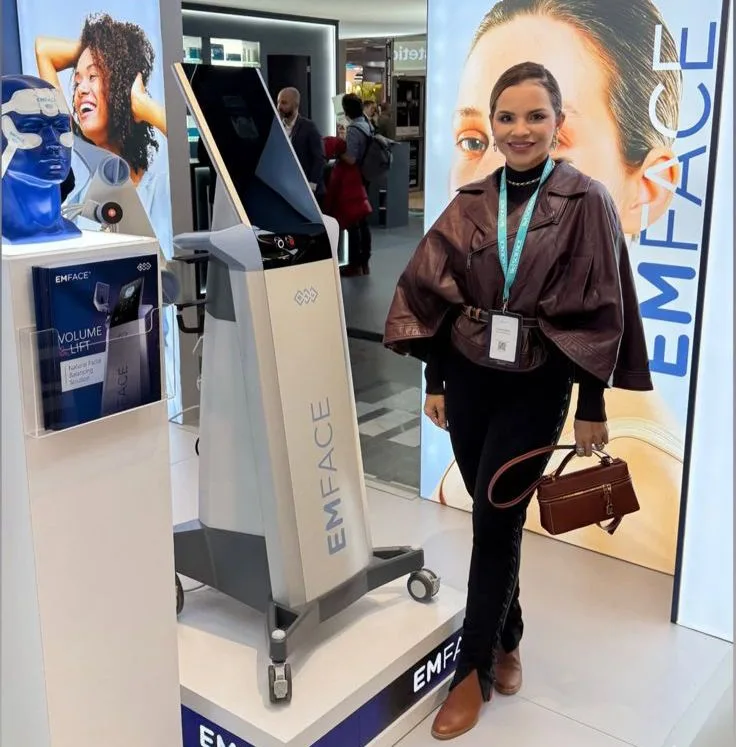 Viviane Martins acompanha as principais tendências na estética mundial no IMCAS Paris 2026