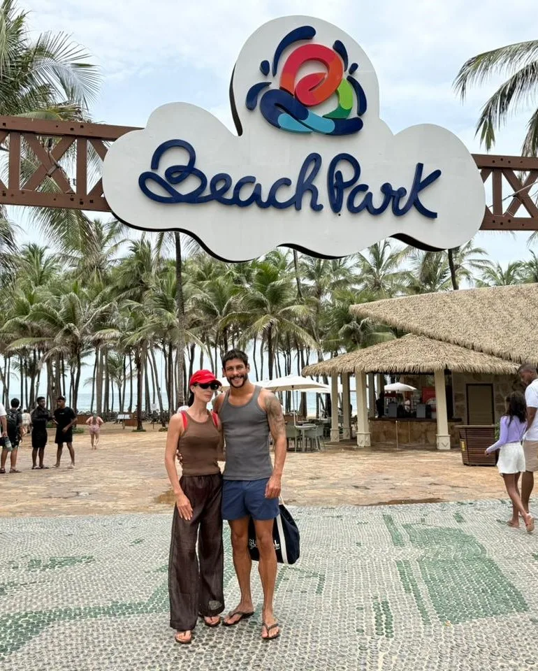 Michelle Barros e Shia aproveitam viagem romântica e dias de descanso no Beach Park
