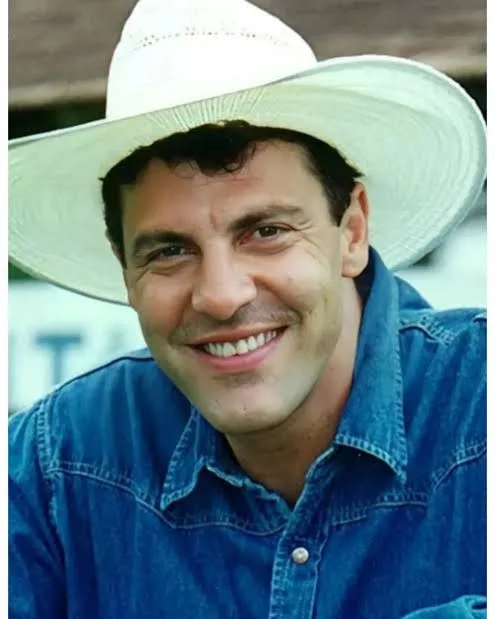 Morre aos 66 anos o ator Gerson Brenner, ícone das novelas dos anos 1990