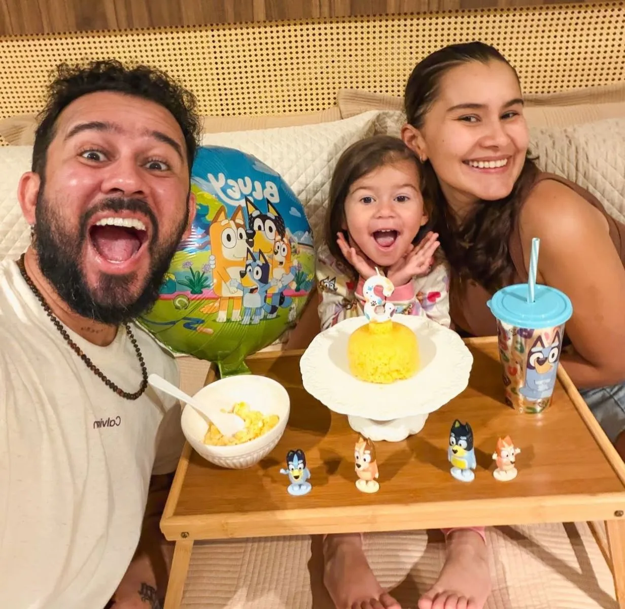 Bráulio Bessa festeja os três anos da filha: "Te amo, Nalu"
