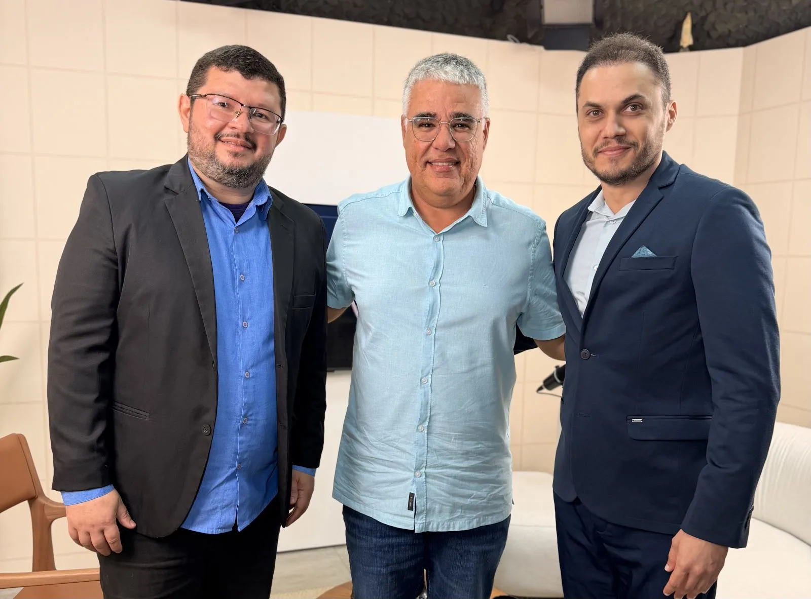 Senador Eduardo Girão concede entrevista exclusiva ao Grupo Cidade