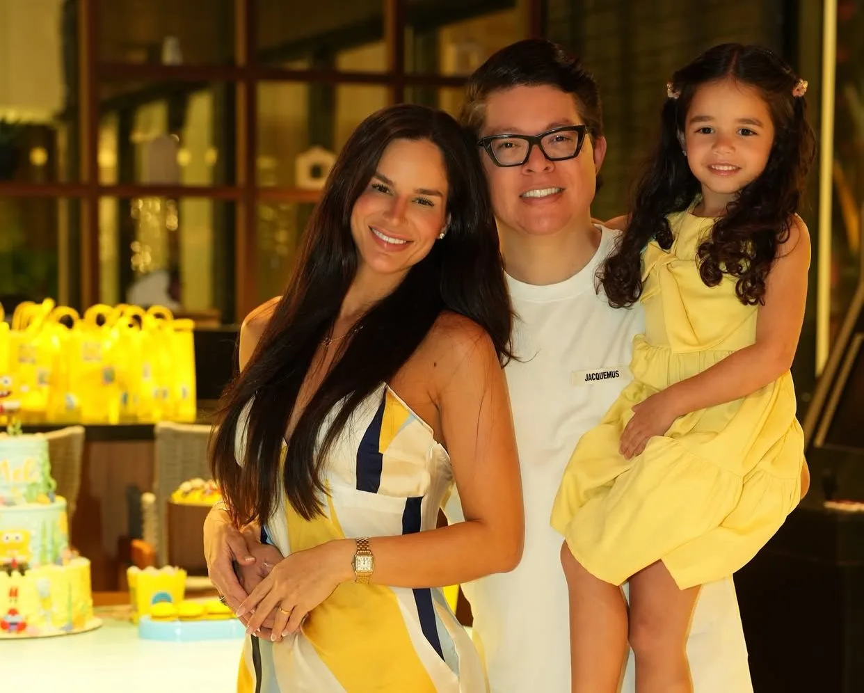 Dj Ivis e Pâmella Holanda anunciam a espera do segundo filho