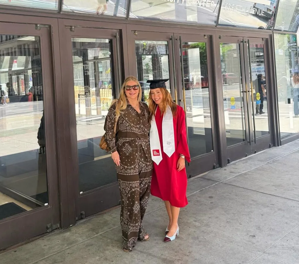 Morgana Dias Branco celebra a formatura da filha Lissa em Nova York