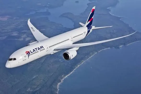 Latam retoma operação direta entre Fortaleza e Miami