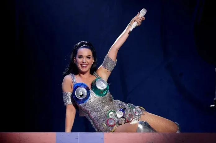 Katy Perry em Copacabana? Post da Prefeitura do Rio aumenta rumores sobre o “Todo Mundo no Rio 2027”