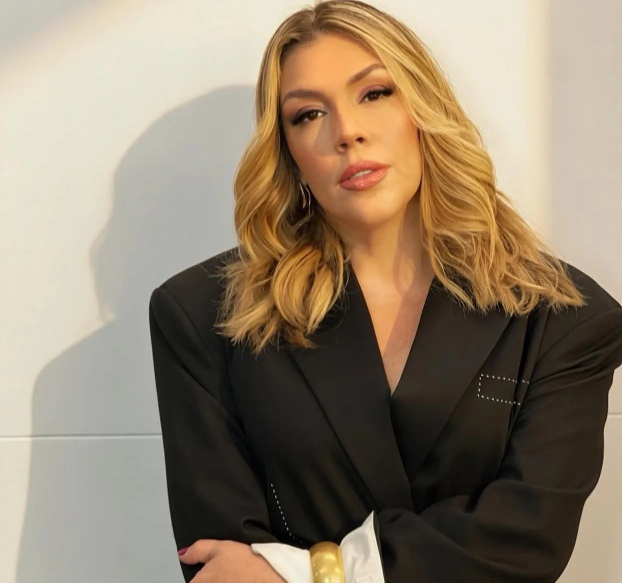 Simony relembra batalha contra o câncer e revela que vendeu bens para custear o tratamento