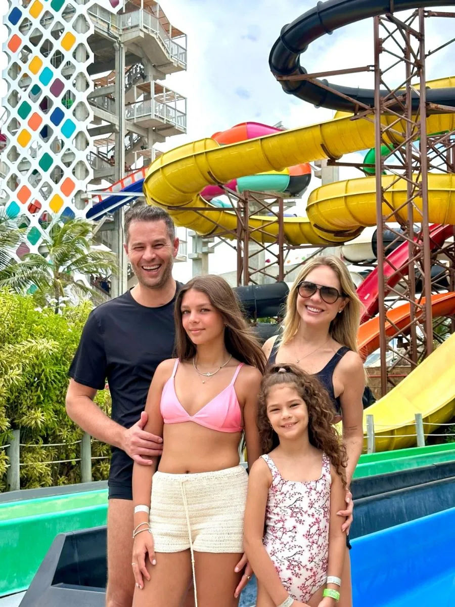 Pedro Leonardo celebra seu aniversário com a família no Beach Park