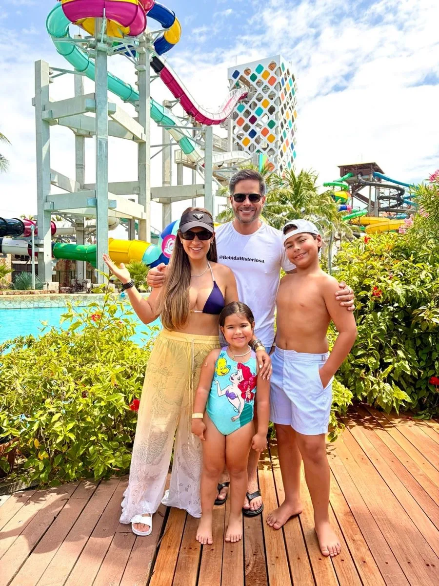 Simone Mendes curte dia de descanso ao lado da família no Beach Park