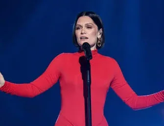 Jessie J anuncia divórcio: "situação triste e difícil"