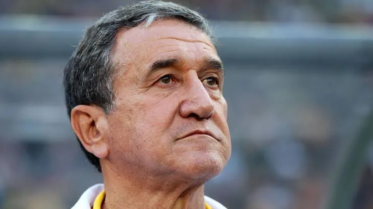 Aos 83 anos, Carlos Alberto Parreira deixa a UTI após melhora