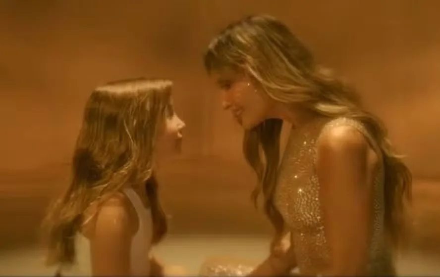 O debut artístico de Bela, filha de Claudia Leitte