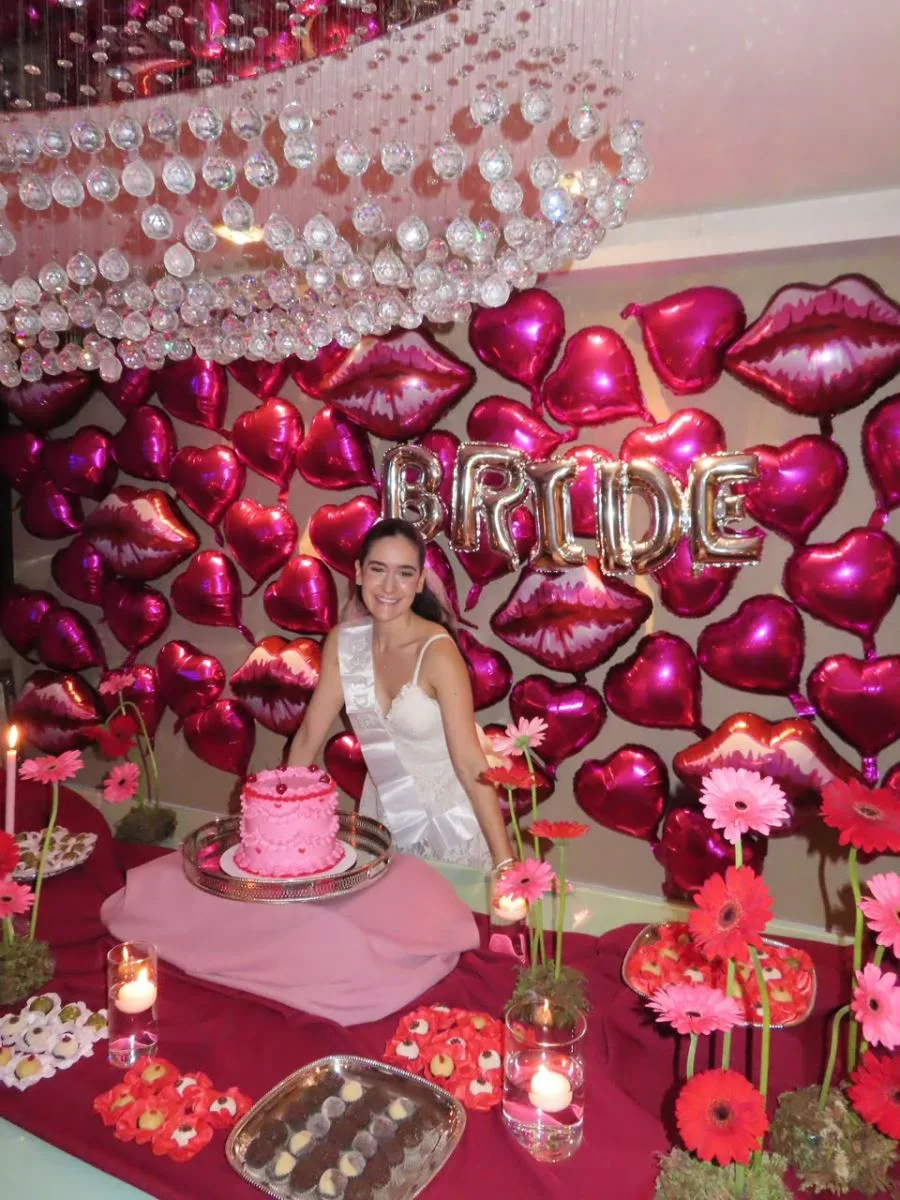 Vanessa de Luca ganha despedida de solteira especial das amigas