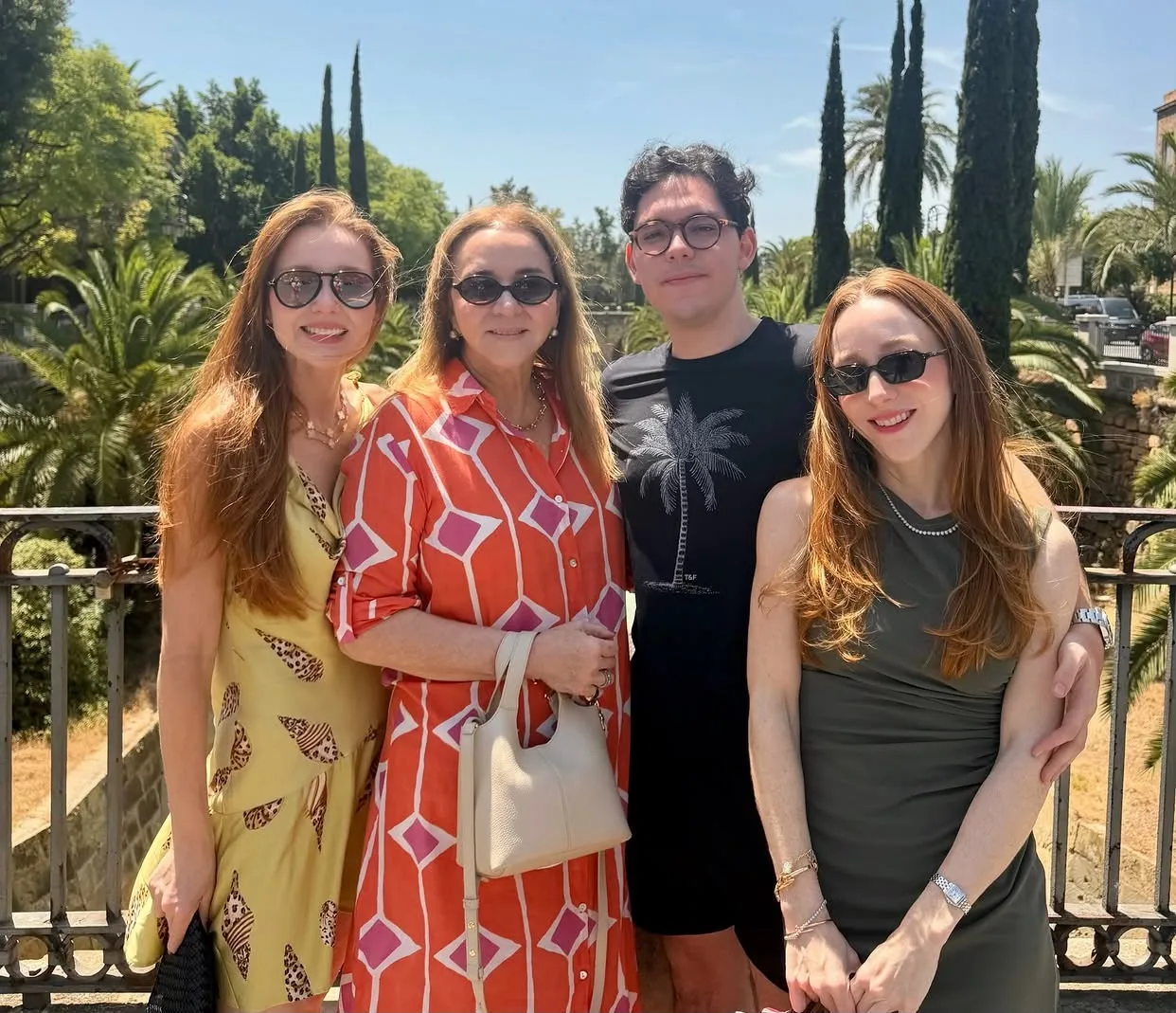 Mallorca recebe Sandra Fujita e os herdeiros em family trip