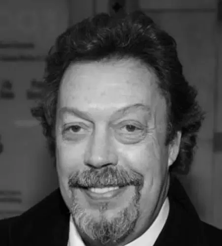 Ator Tim Curry morre aos 80 anos