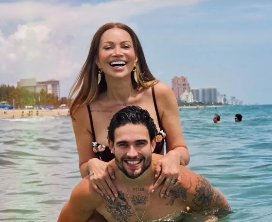 Solange Almeida celebra 52 anos nas Bahamas ao lado da família