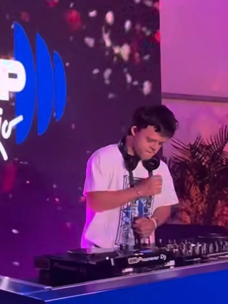 João Pedro Rocha faz história no Rock in Rio e amplia representatividade da síndrome de Down