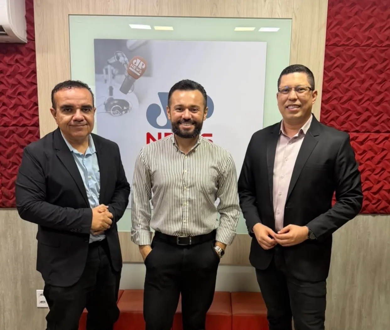 Carlos Mororó destaca conexões estratégicas em entrevista à Jovem Pan News Fortaleza