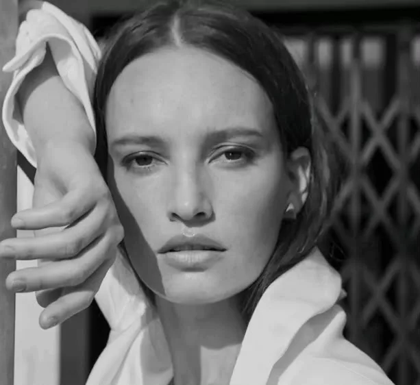 URGENTE: modelo Giane Alves morre aos 32 anos