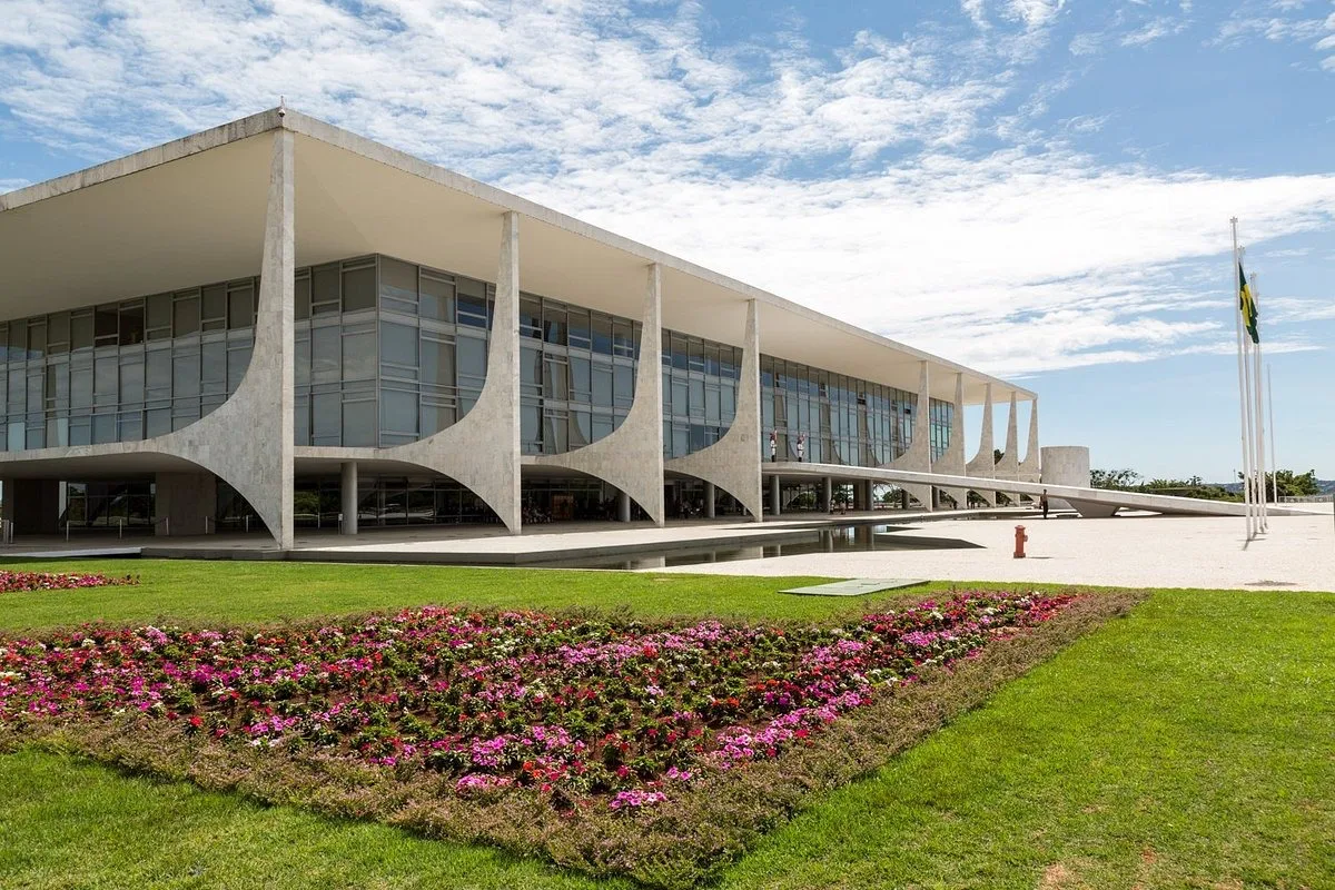 Posse presidencial terá nova data a partir de 2027