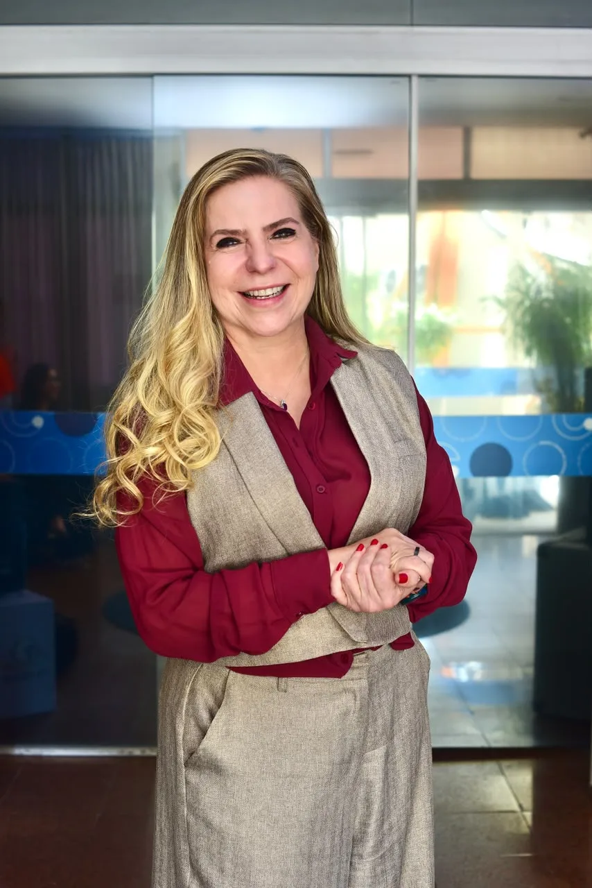 Luizianne Lins destaca importância da reeleição de Lula durante entrevista à TV Cidade