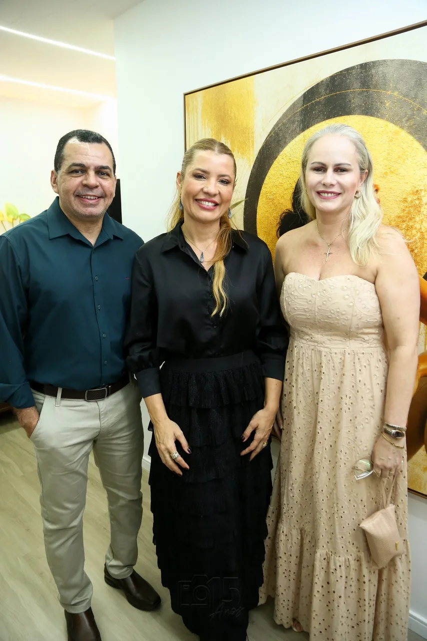 Adriano Loureiro, Natália Varela e Roberta Lice