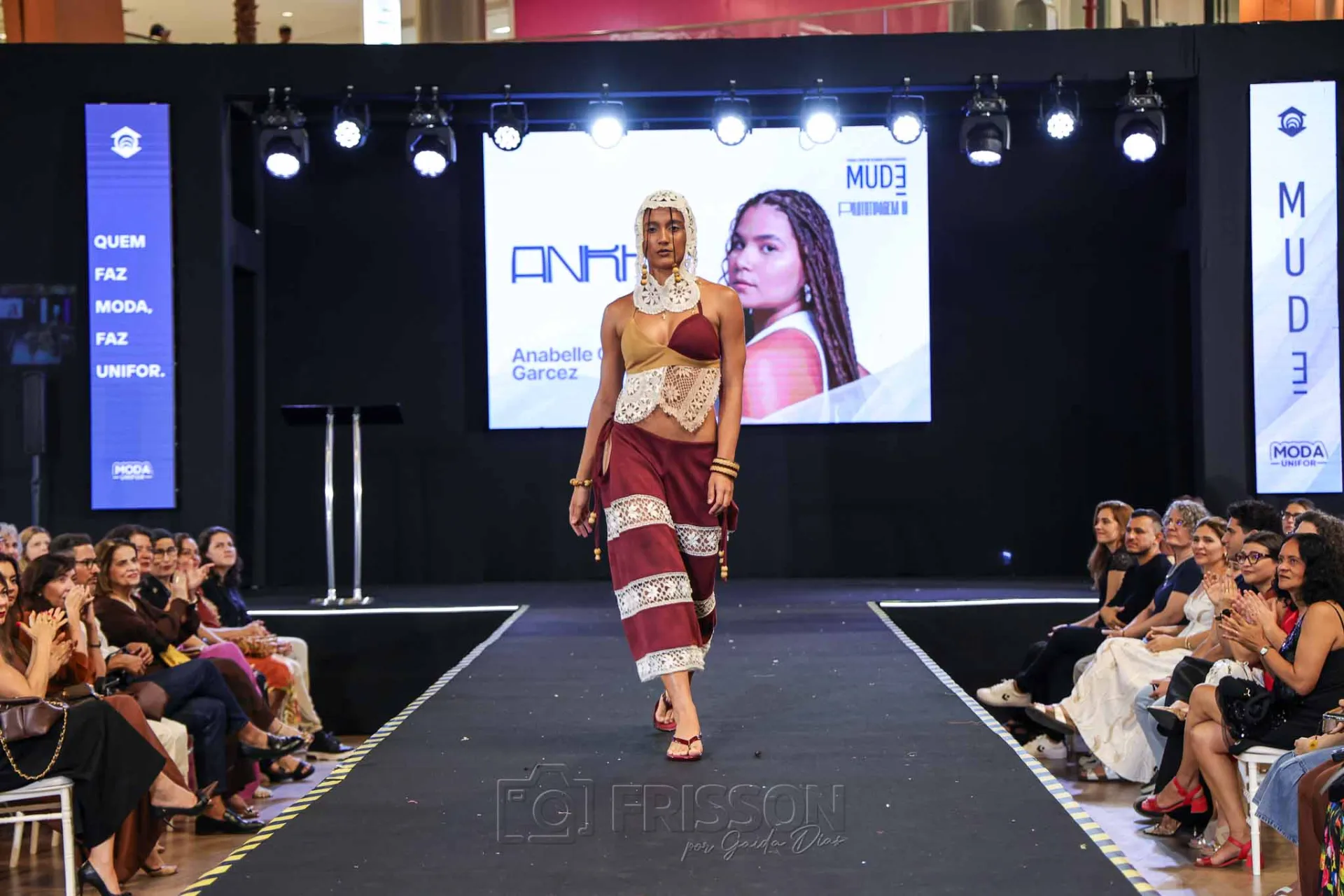 Desfila Moda UNIFOR