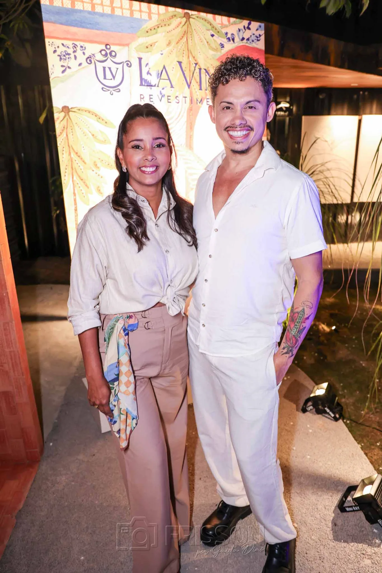 Giselly Camilo e Silvero Pereira 