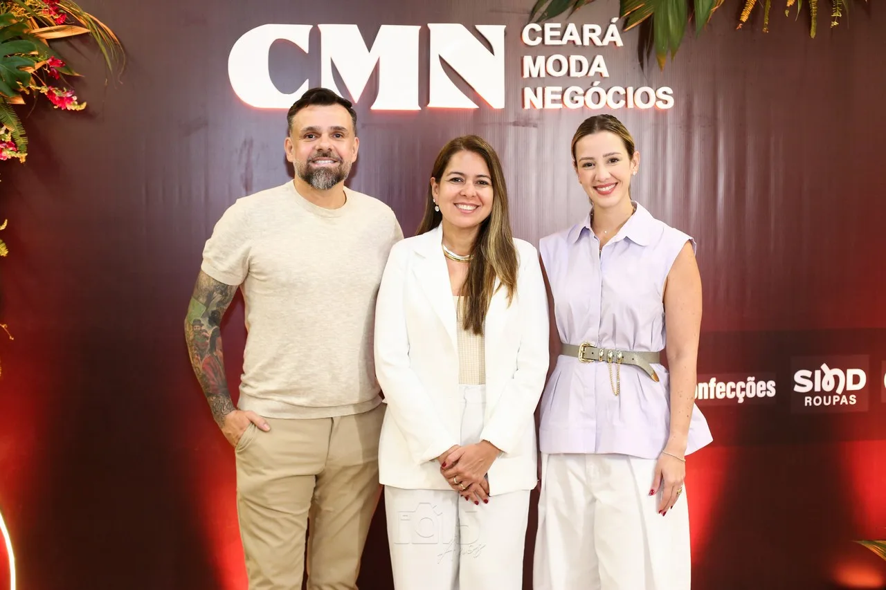 Apoena Afonso, Laura Dantas e Laura Sleiman