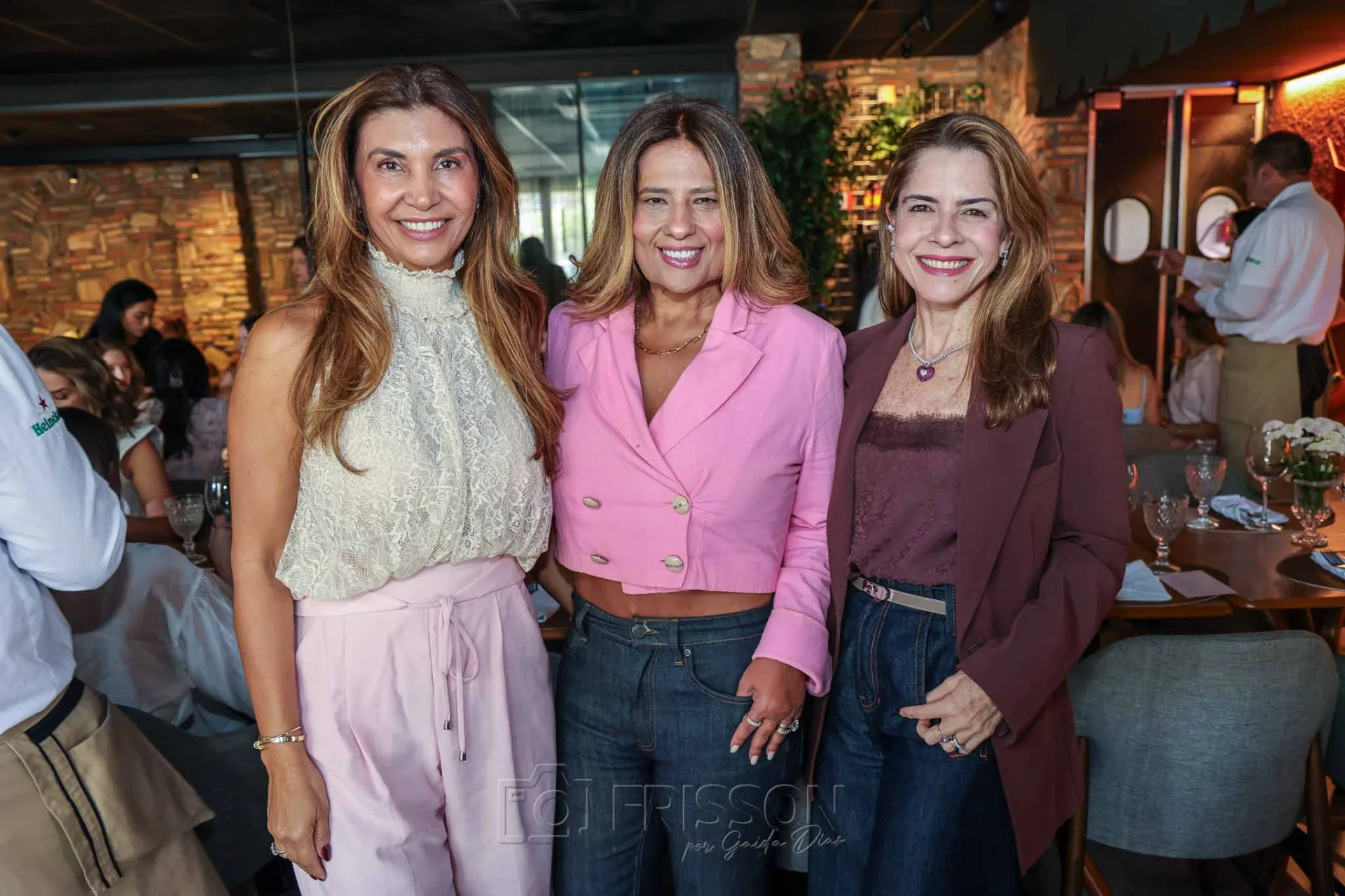 Antonia Roubert, Montielle Arruda e Carla Nogueira