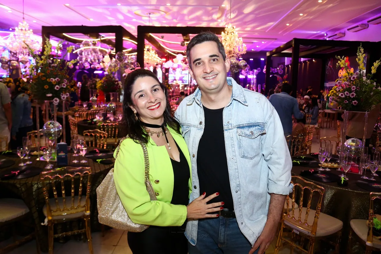 Ana Tereza Lemos e Thiago Victor