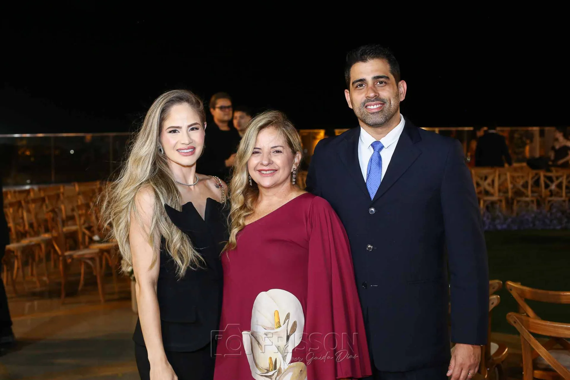 Larissa, Beth e Igor Alves Pinto