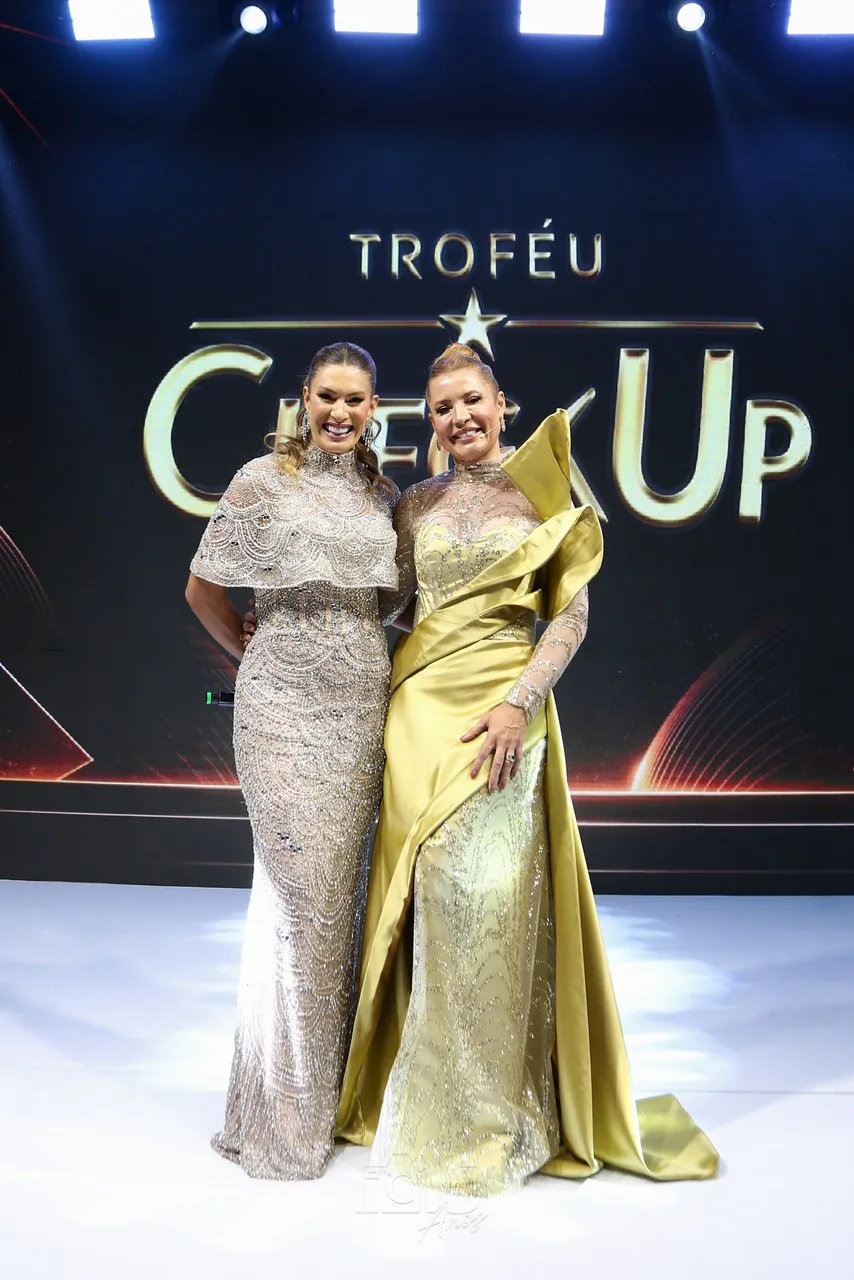 Elaine Mickely e Natália Varela