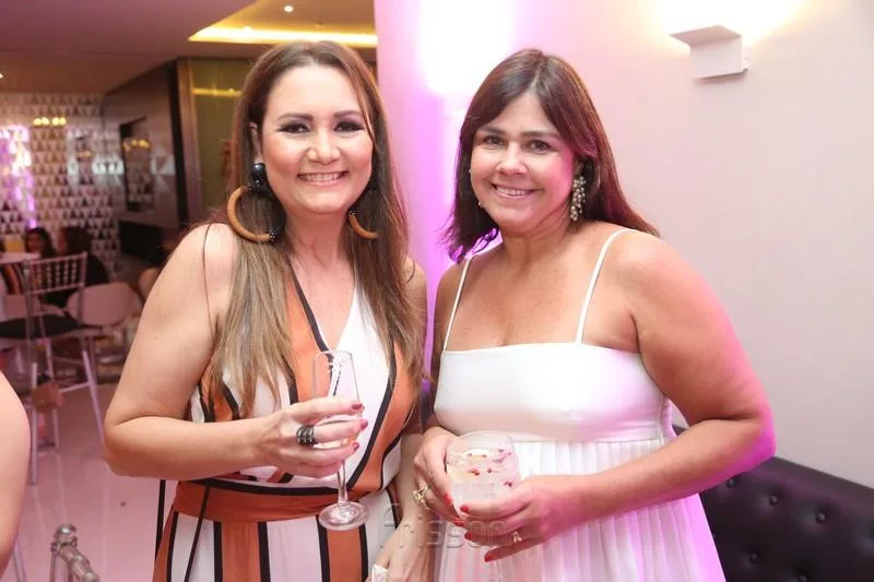 50 Anos de Júlia Oliveira