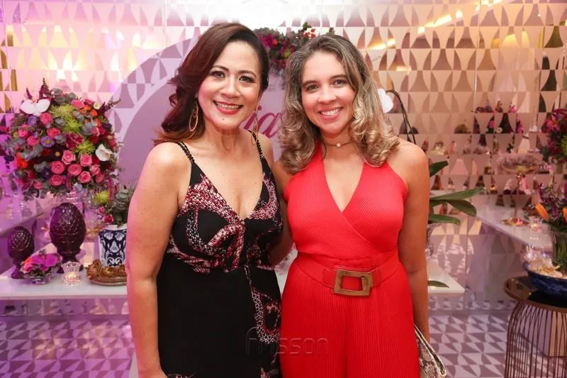 50 Anos de Júlia Oliveira
