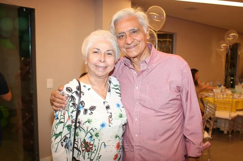 Alódia Guimarães e Paulo