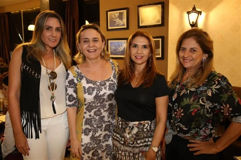 Renata Ciríaco, Maria Tereza Telles, Wayne Moreira e Beth Pinto