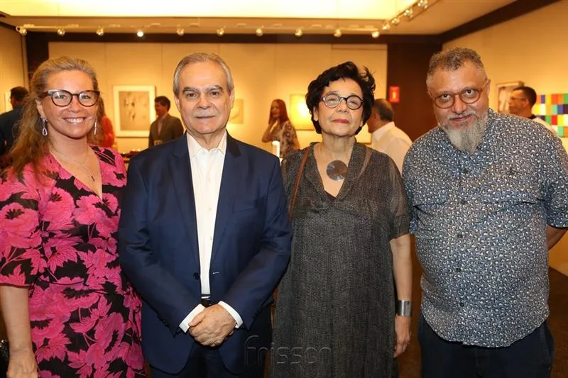 Bia, Max Perlingeiro, Dodora Guimarães e Efrain Almeida