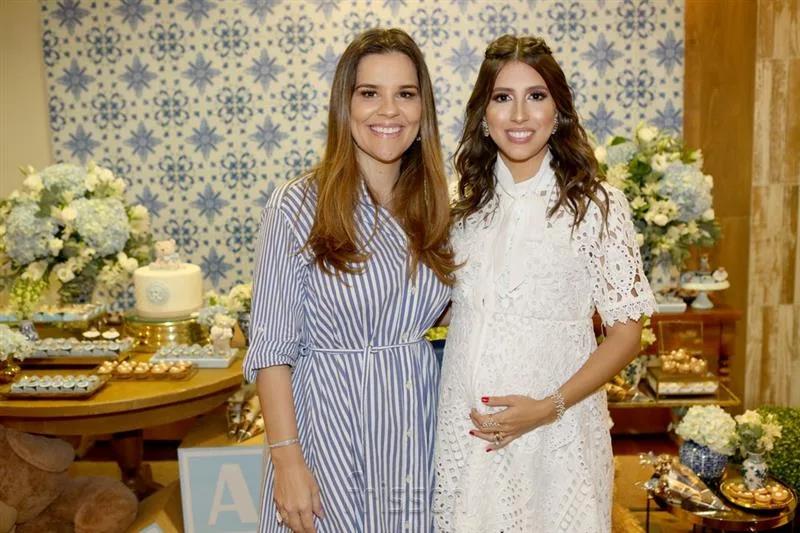 Ana Paula Domeni e Thayra Romcy