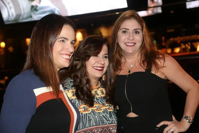 Ana Virginia Martins, Martinha Assunção e Cristiane de Farias