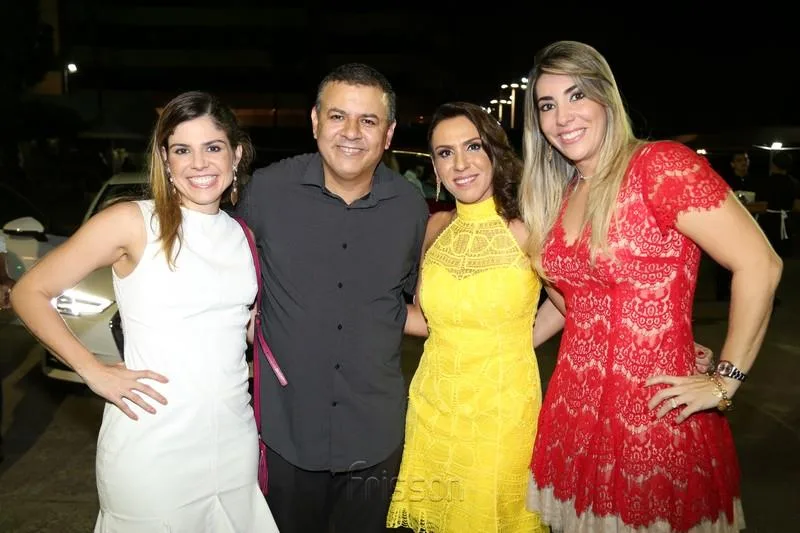 Carol Bezerra, Valdir e Samara Fernandes e Maria Célia Ferreira Gomes
