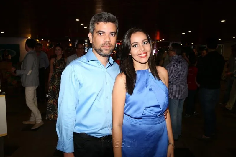 Daniel Aroxa e Laís Silva
