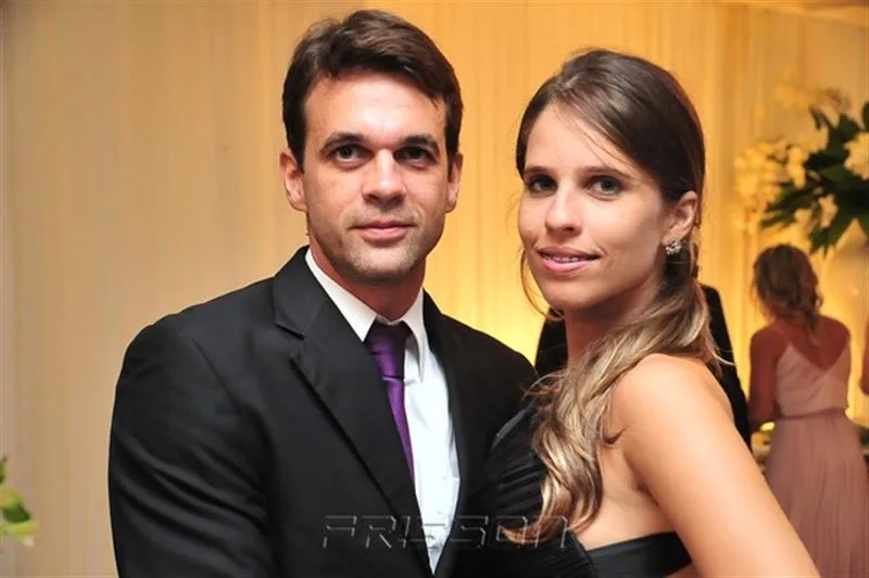Arthur Rocha e Livia Goulart