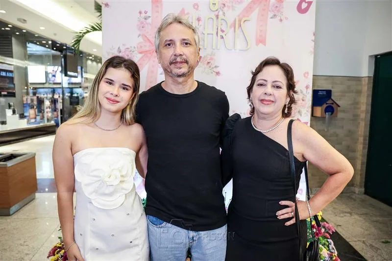 Ana Julia Prado, Marcos Antônio Arruda e Carla Prado