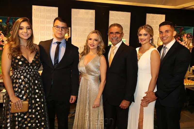 Alice Albano, Breno,Lara Maia, Francimauro Ribeiro, Mariana Vasconcelos e Erico Ribeiro
